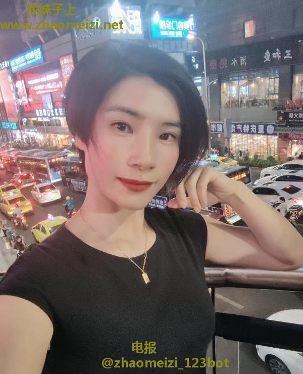 番禺御姐娜娜