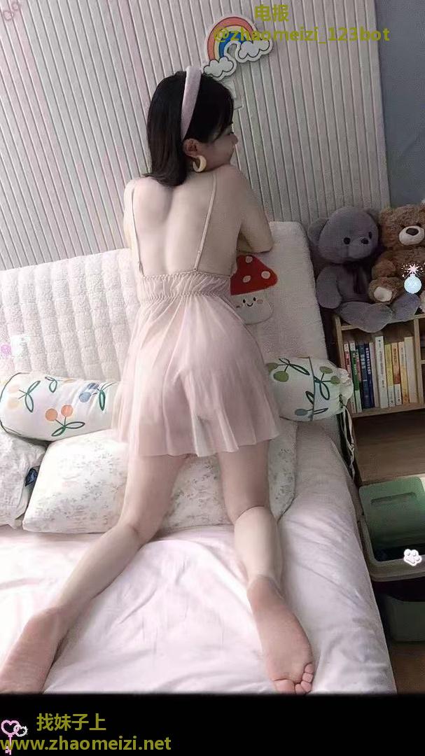 00后紧致风骚性感小野猫
