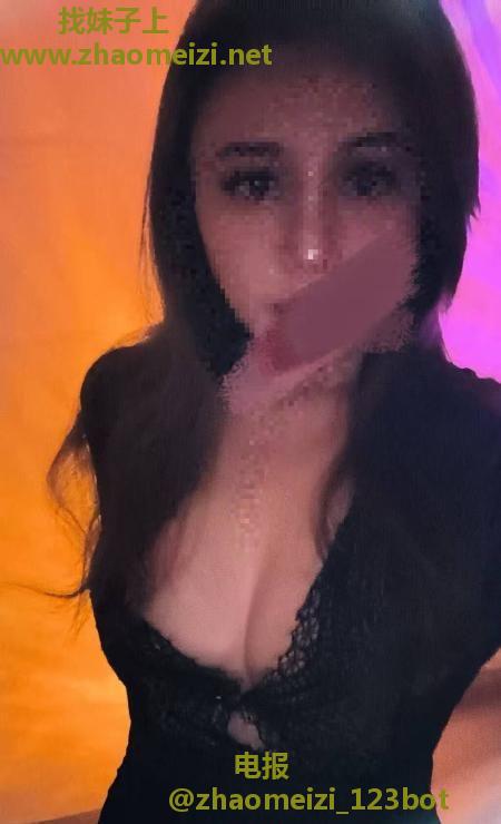翘臀小蛮腰善意老师