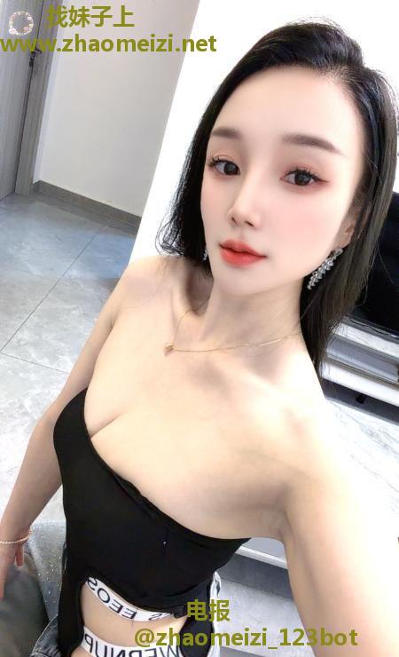 酷似小璐的优女