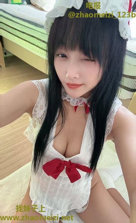 高挑情趣诱惑老师