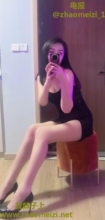 天府二街依灵