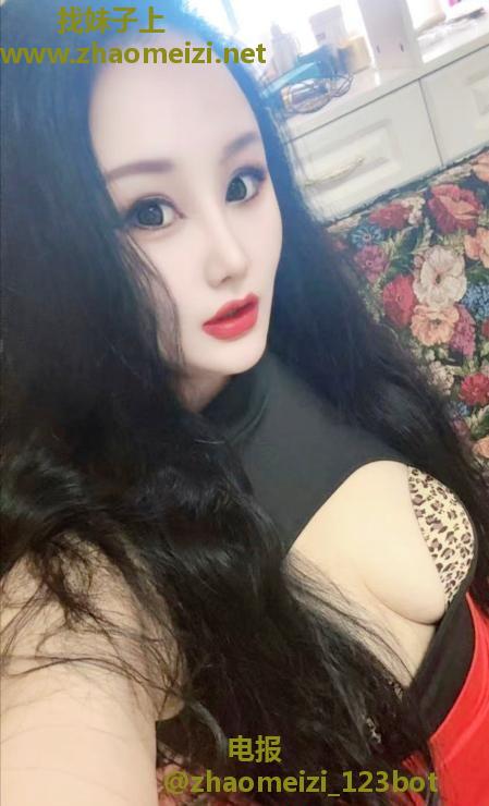 170烈焰红唇骚御姐
