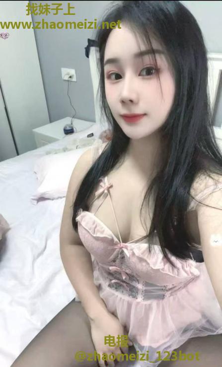 D乳会夹水多骚妹妹