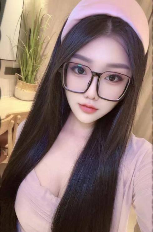 性感制服小女友