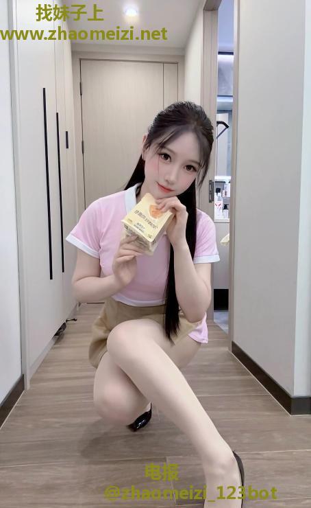 上城美乳御姐小依琳