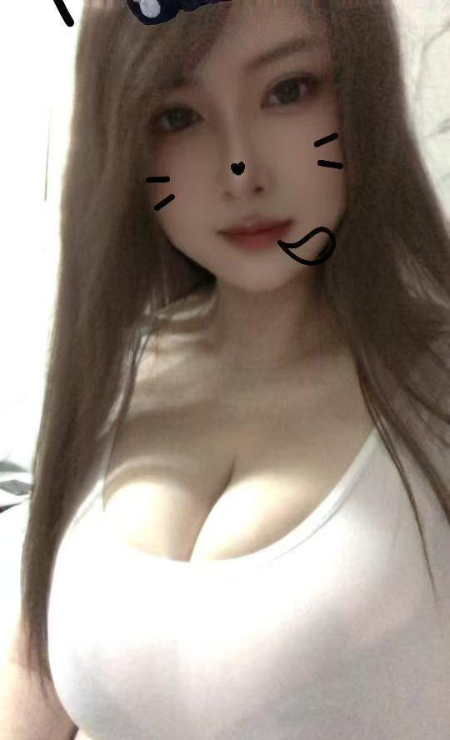巨乳肥臀Hitomi