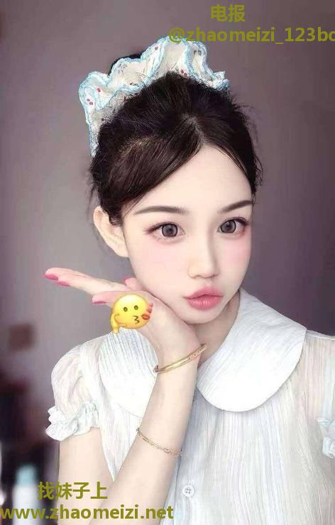 武侯三点粉嫩小萝莉