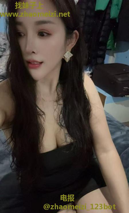 风骚大胸妹