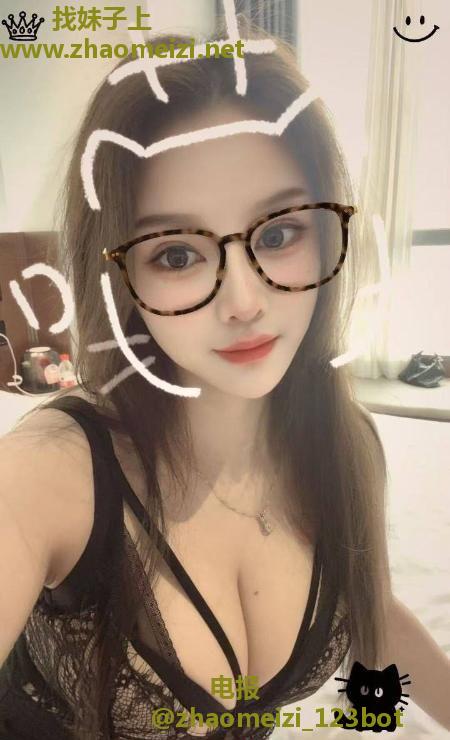 大奶服务系熟女