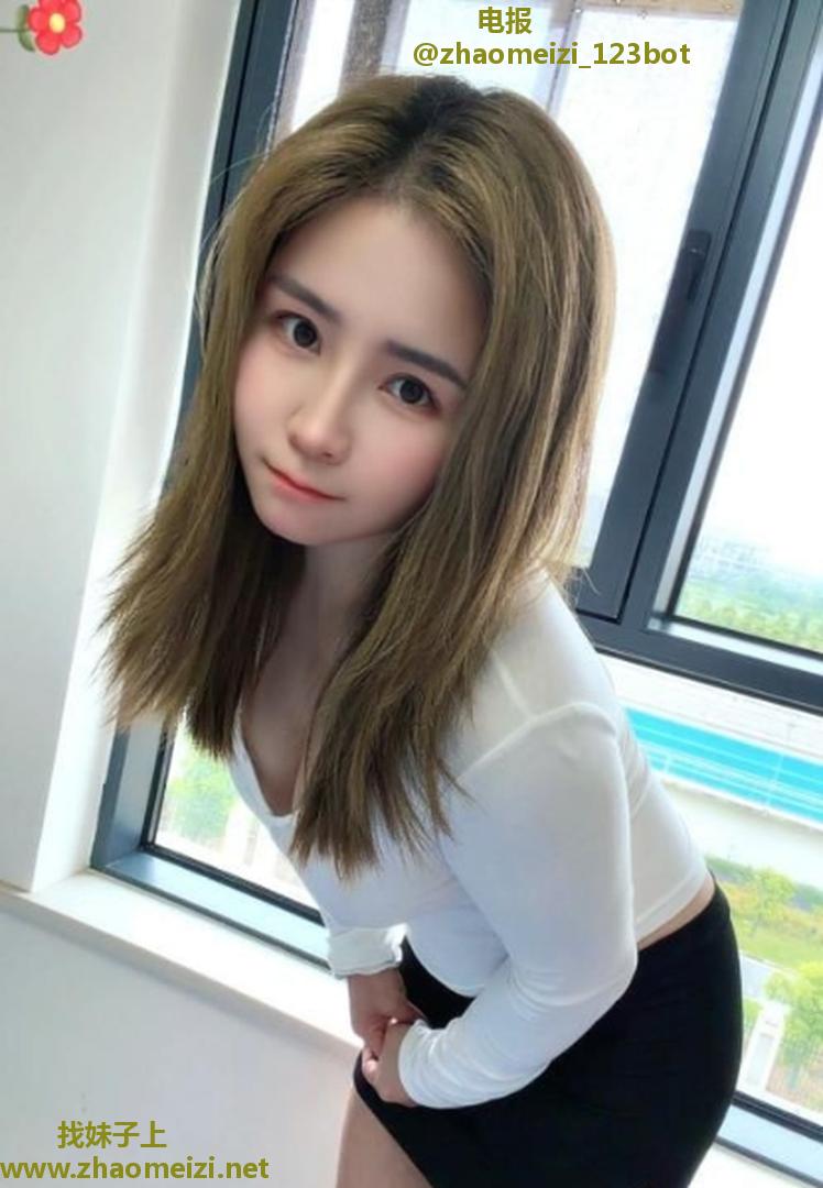 长腿风骚尤物紧致反差