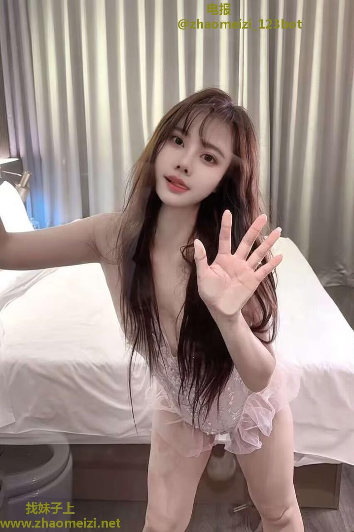 清纯小姐姐瑶瑶