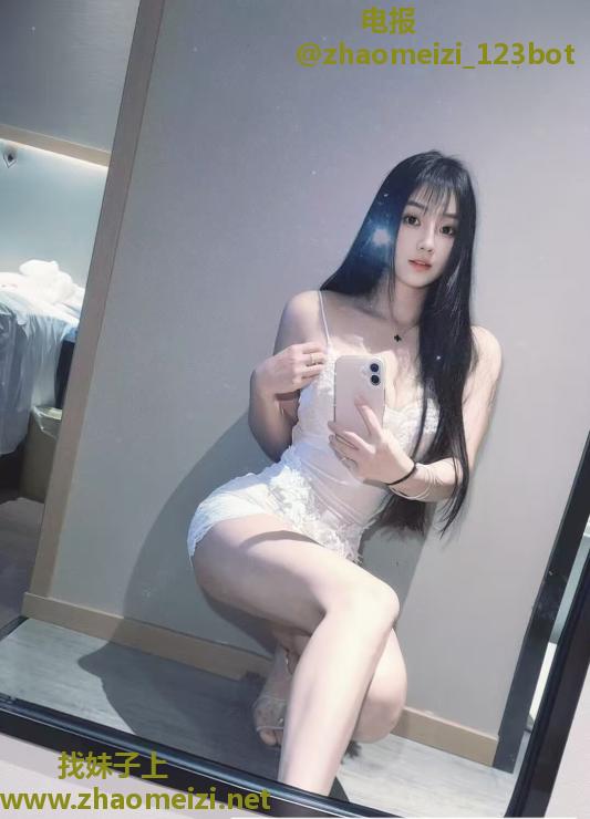 瑜伽舞蹈小姐姐