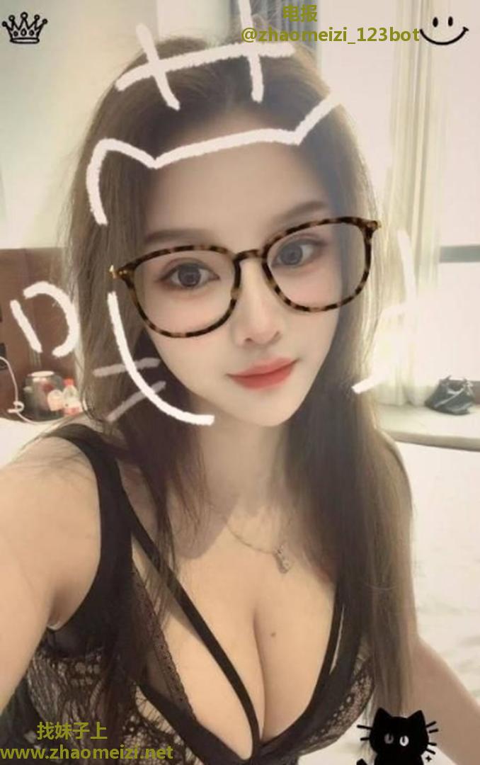 逼紧姿势多样风骚玩的刺激