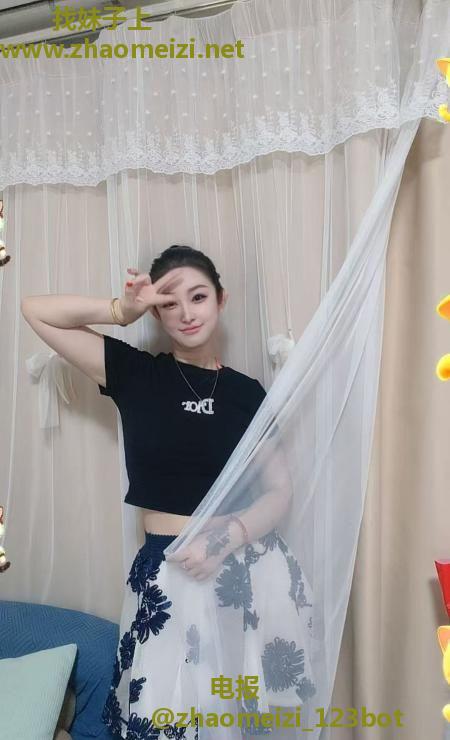 罗湖性感红酒妹