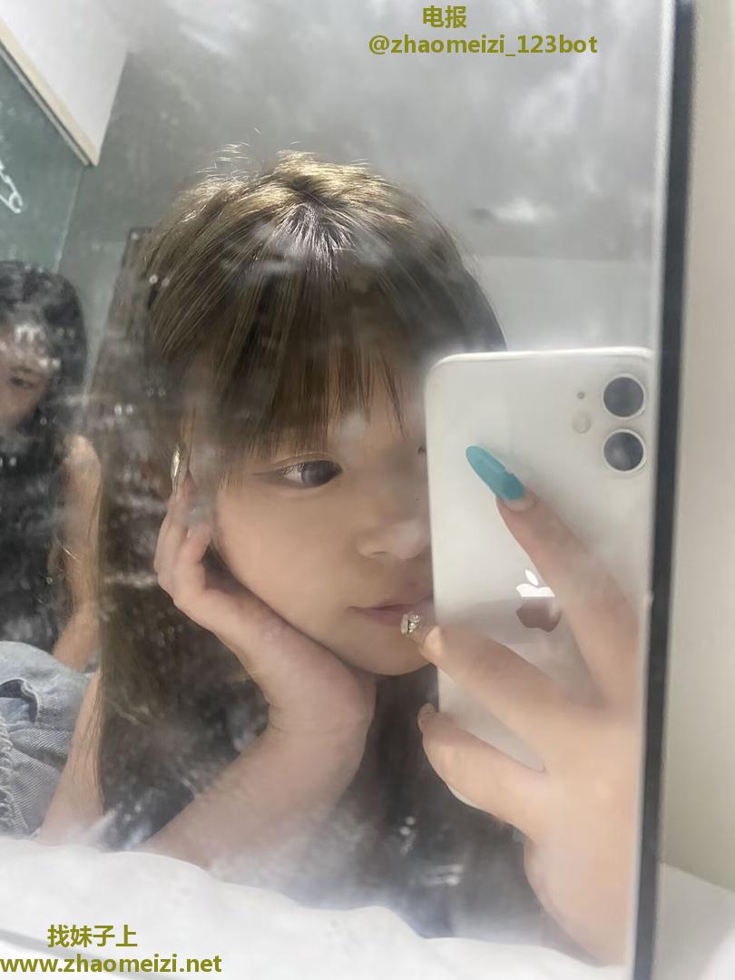 朝阳嫩妹轩轩