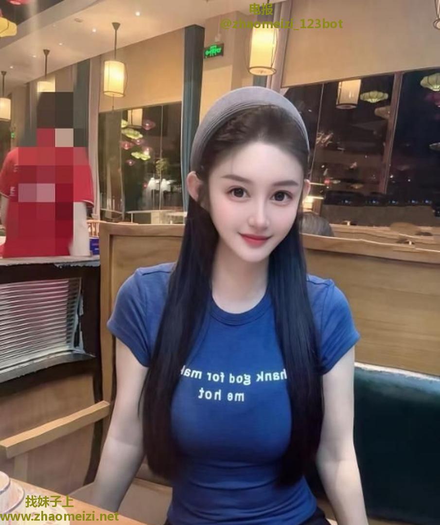 性感可儿胸大逼紧
