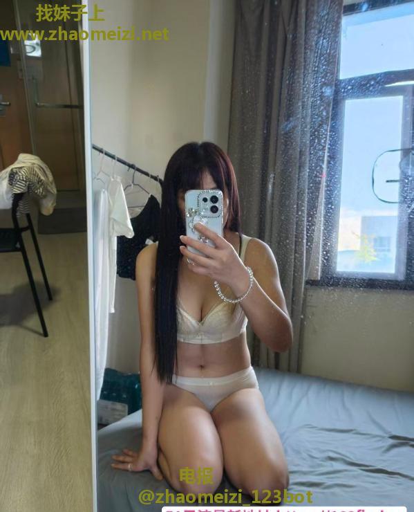 浦东酥胸欲女人妻