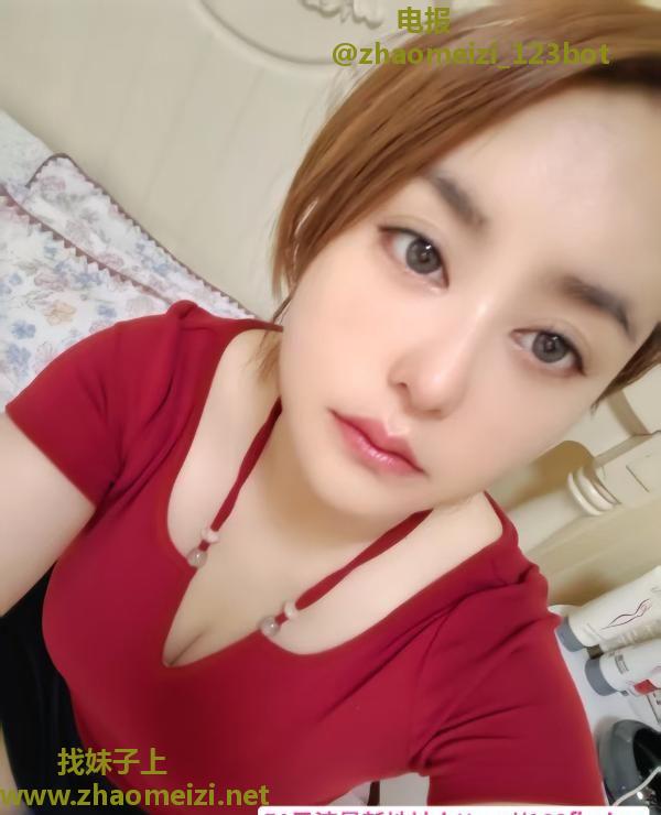 有点婴儿肥的姐姐