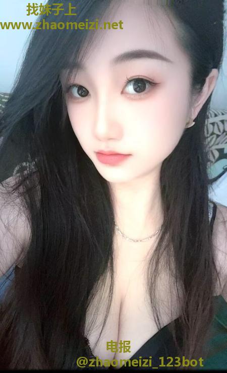 苗条长腿雯雯