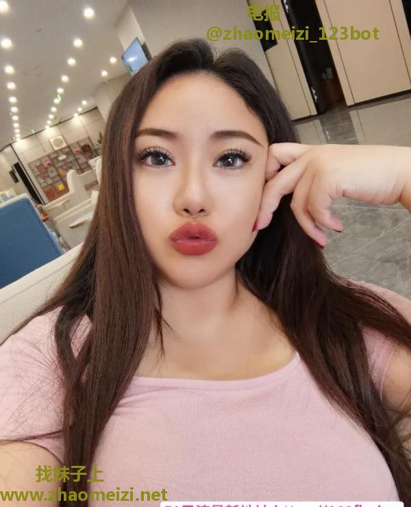 巨乳少妇莹莹
