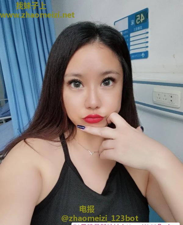 巨乳少妇莹莹