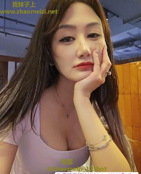 吴中大胸尼尼