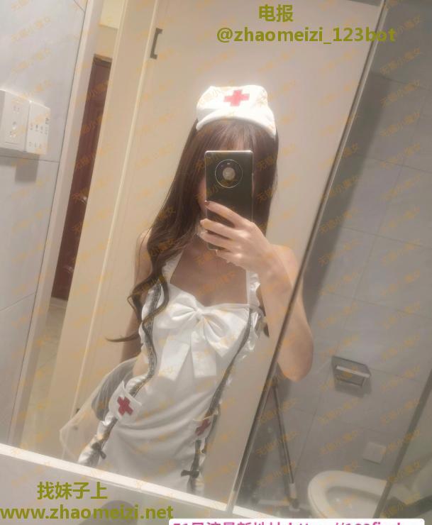 腰臀身材小魔女
