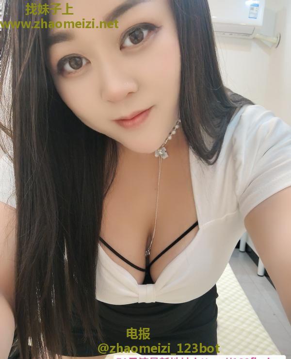 滨江性感肉臀熟女