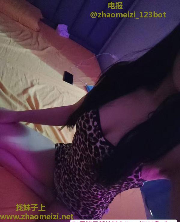 翘臀健身小腰精