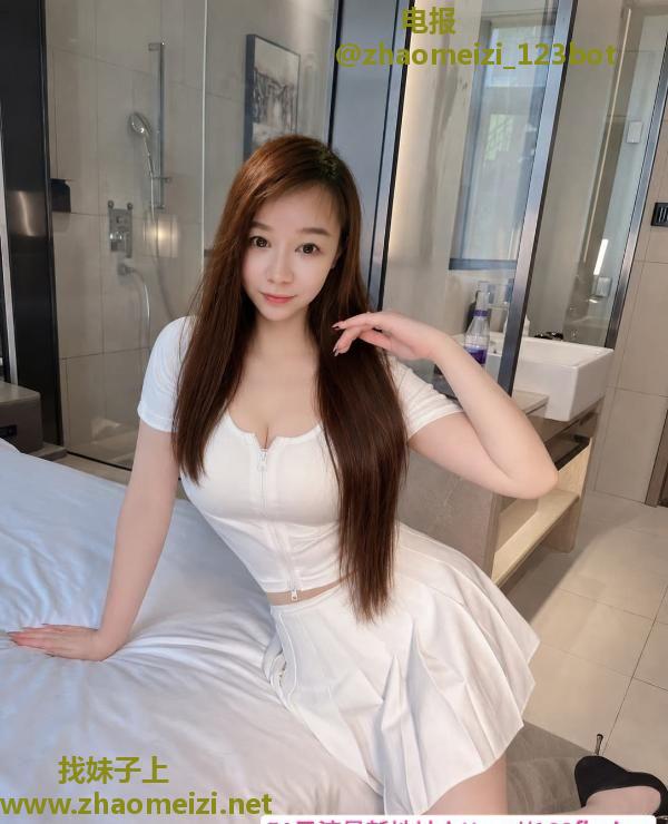 光明大奶高挑御姐