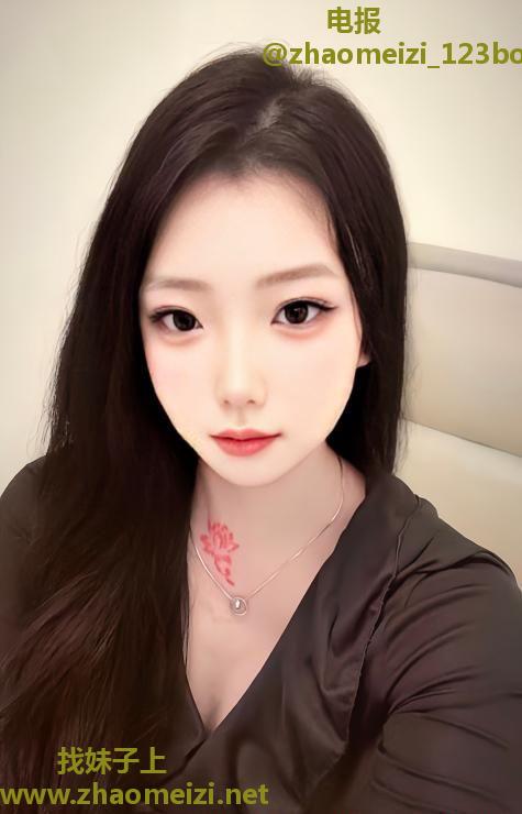 颜值系气质美女