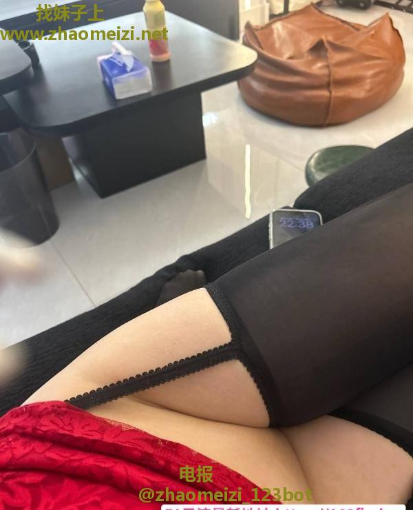 性感白虎b翘臀曦瑶