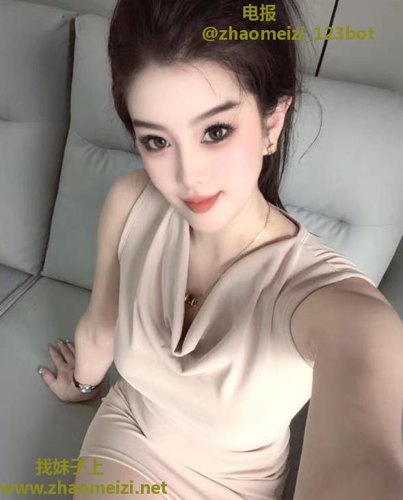体验维吾尔古丽娜扎