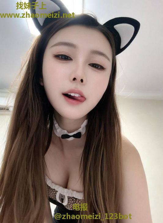 床上金秘书浪漫满屋