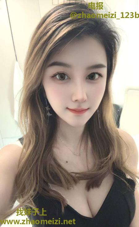风骚服务系翘臀老师