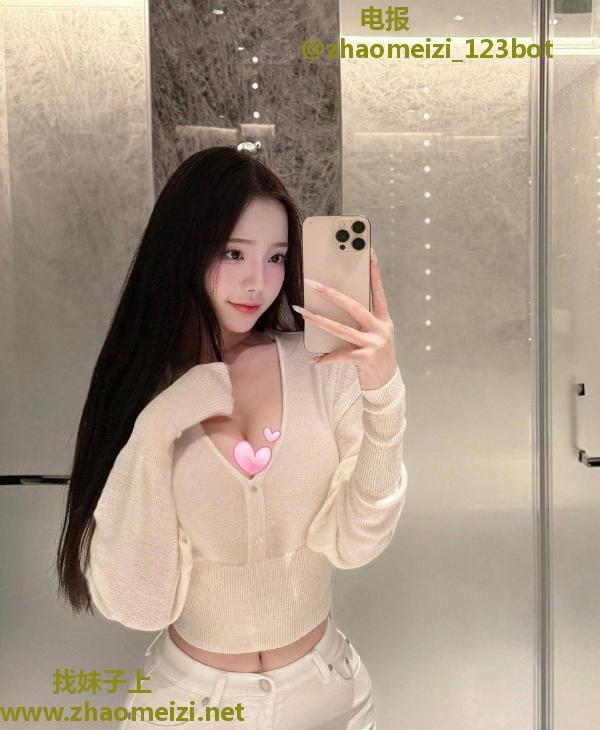 丰满女友感小仙女