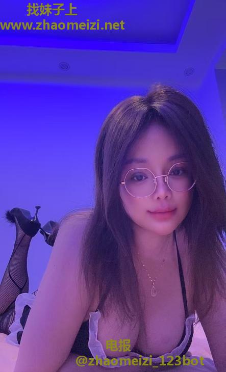 毒龙口活女王小姐姐