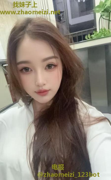 沙井前凸后翘妹子