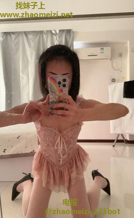 风骚体贴型美女
