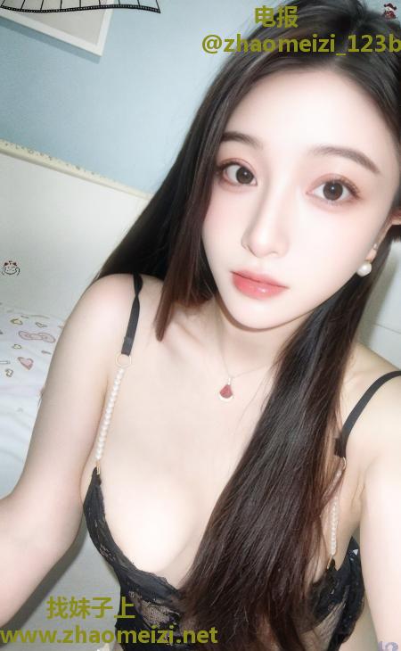 大学城川渝巨乳辣妹