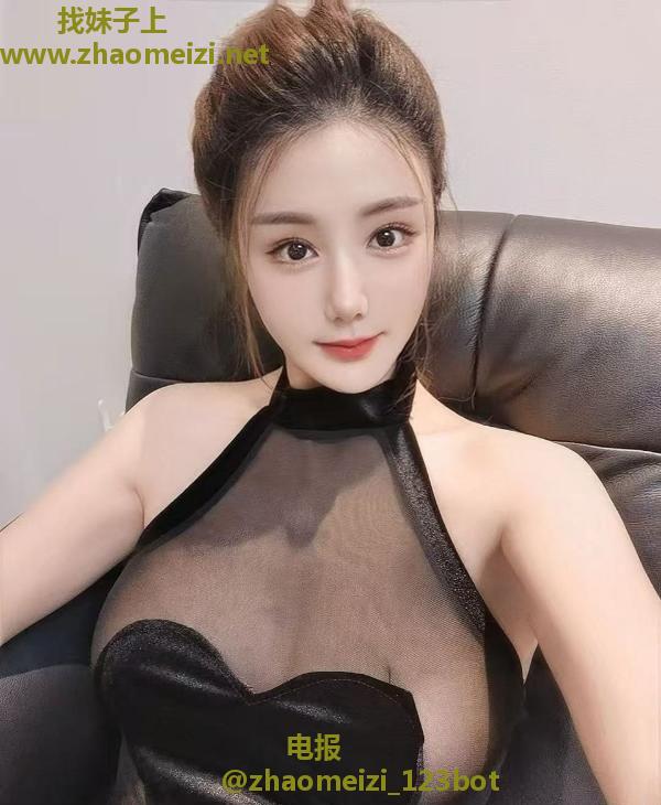 温柔甜美服务风骚妹子