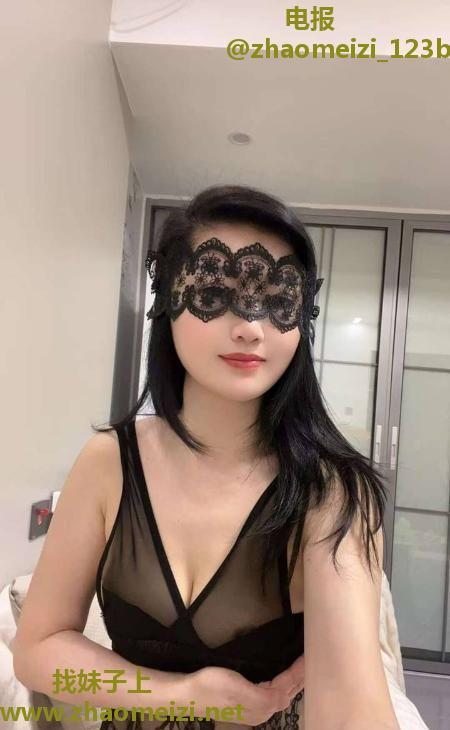 洪山黑丝骚妇