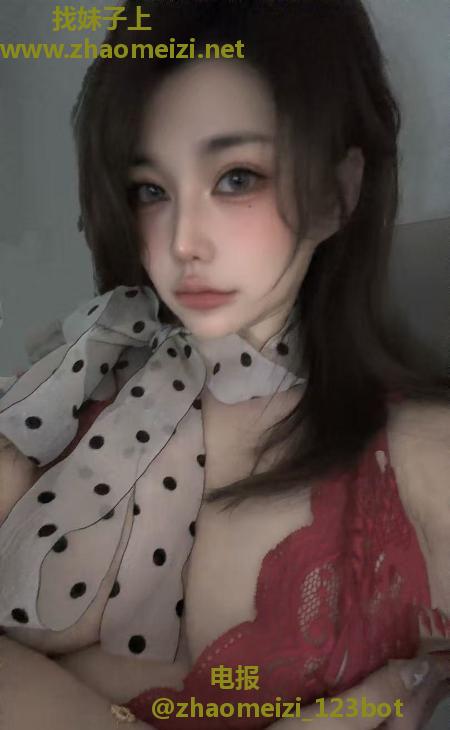 岳麓非常骚的御姐
