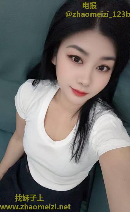 龙华大奶萌萌