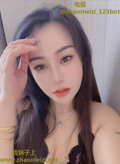 丰满身材妹子服务好
