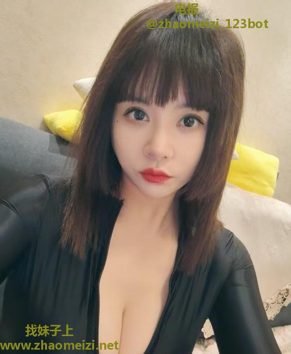个人巨臀细腰骚妹