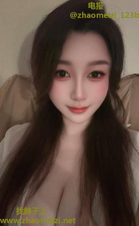 天河颜值大奶御姐何意