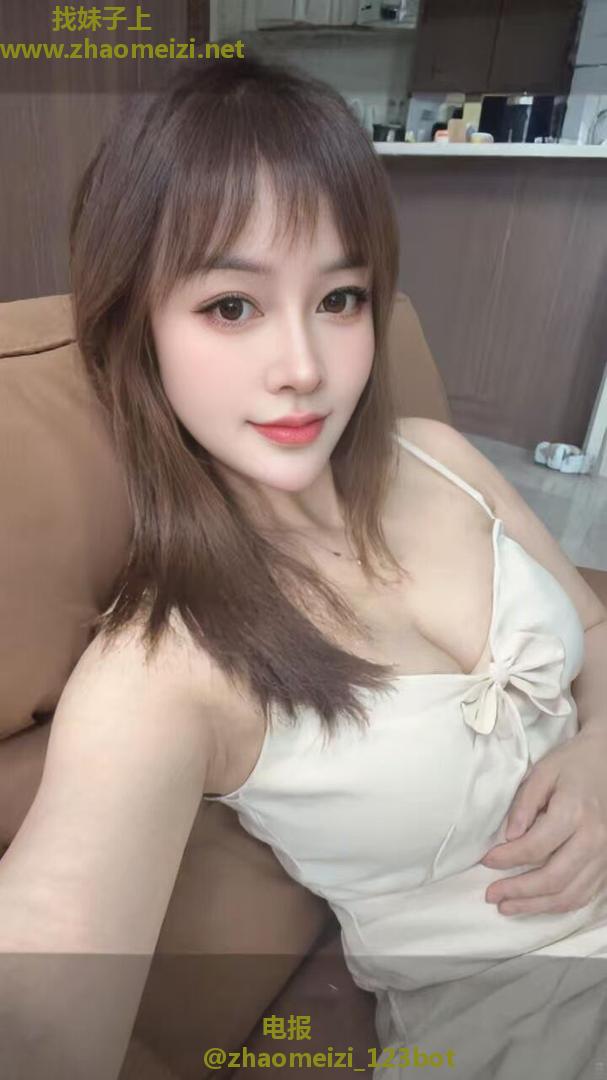 风骚大奶御姐