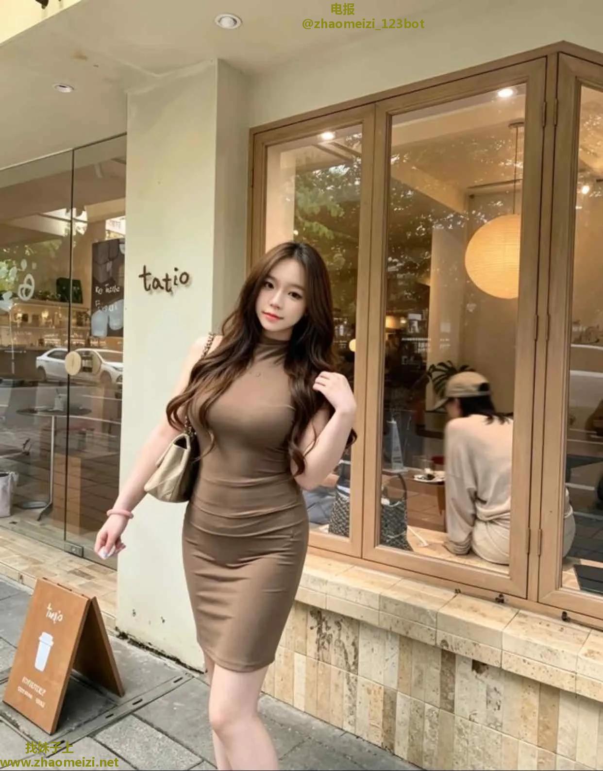 金湾区粉嫩多汁会配合小鹿